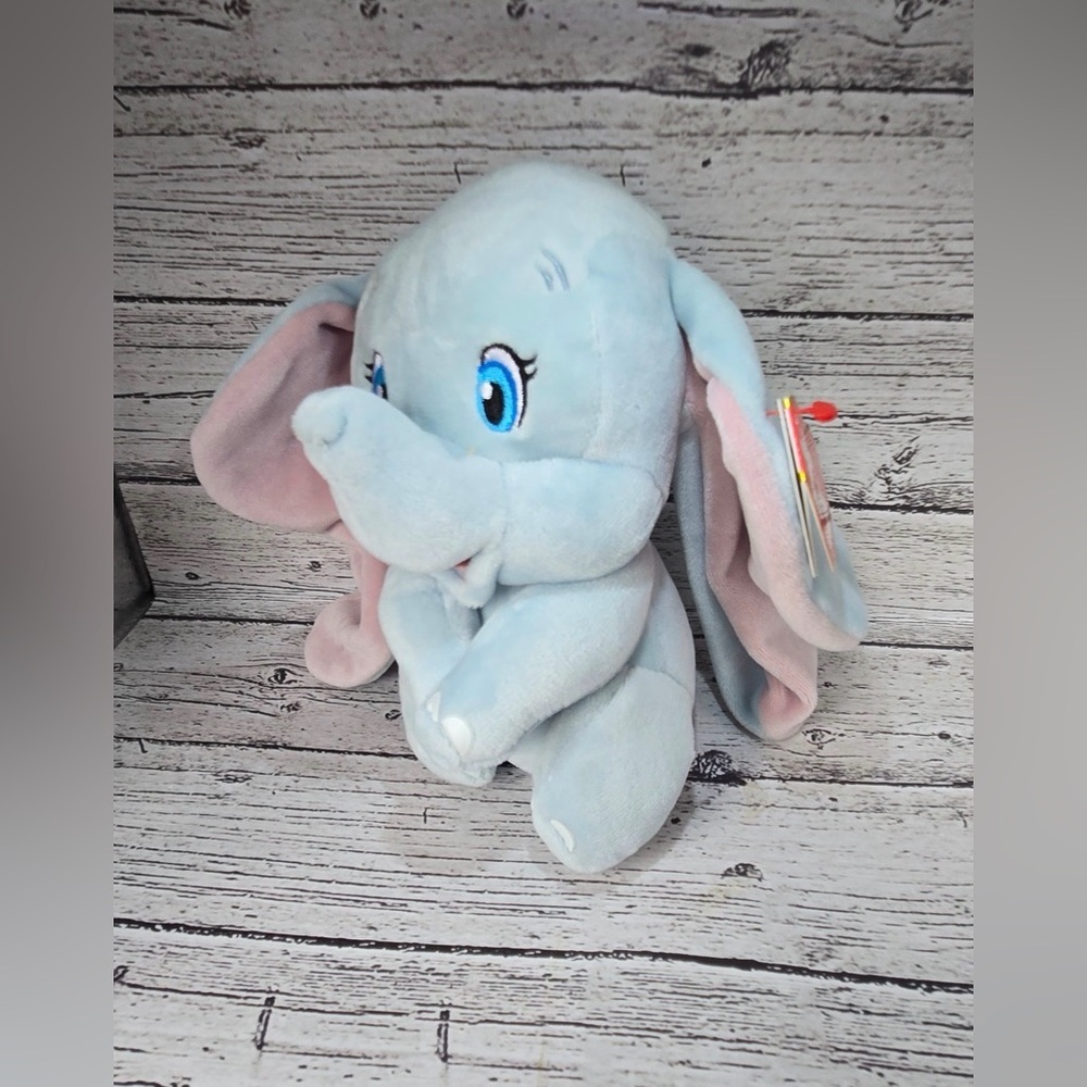 Ty Beanie Baby - Disney DUMBO the Elephant 6" Stuffed Plush Animal